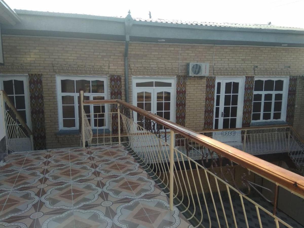 Zuhro Guest House Bukhara Bagian luar foto