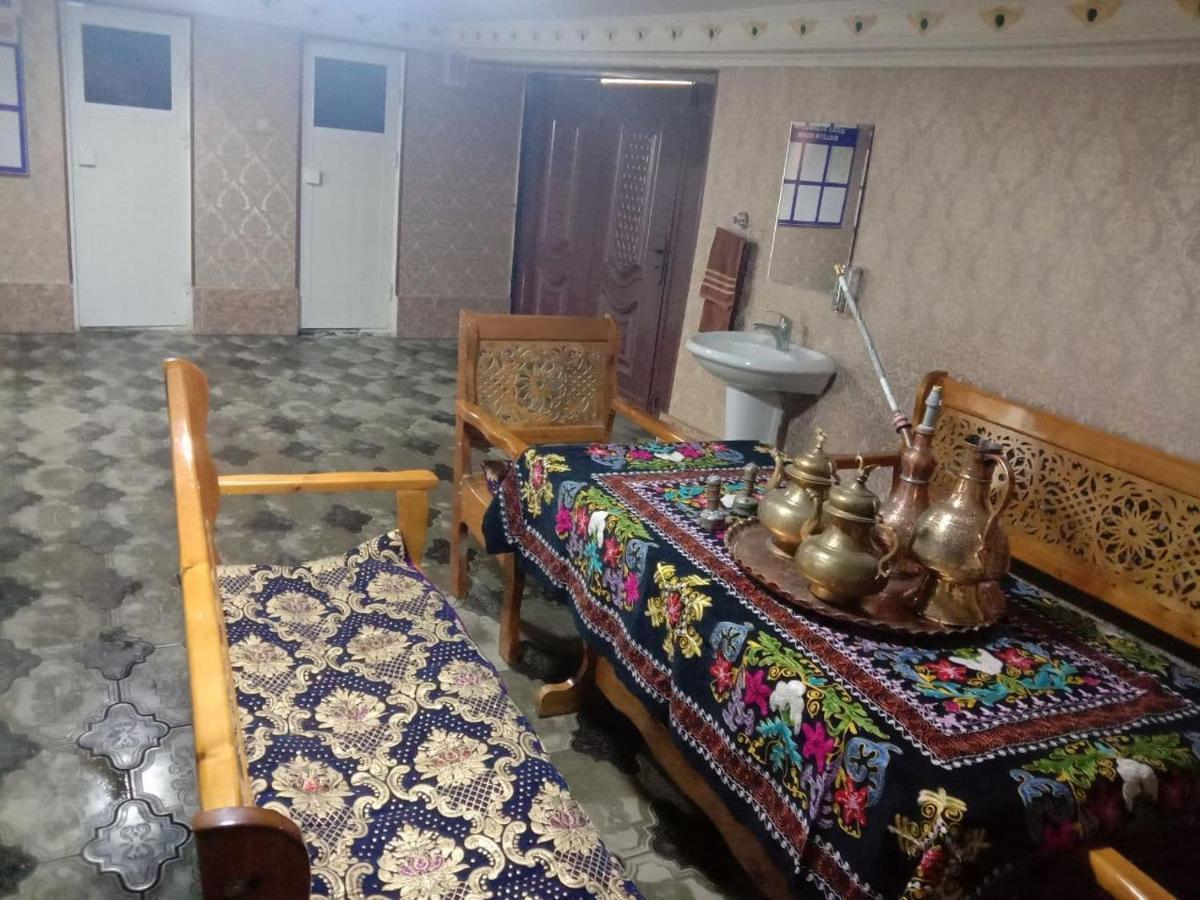 Zuhro Guest House Bukhara Bagian luar foto